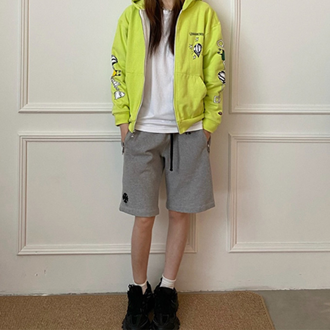 chrome hearts cross patch sweat shorts